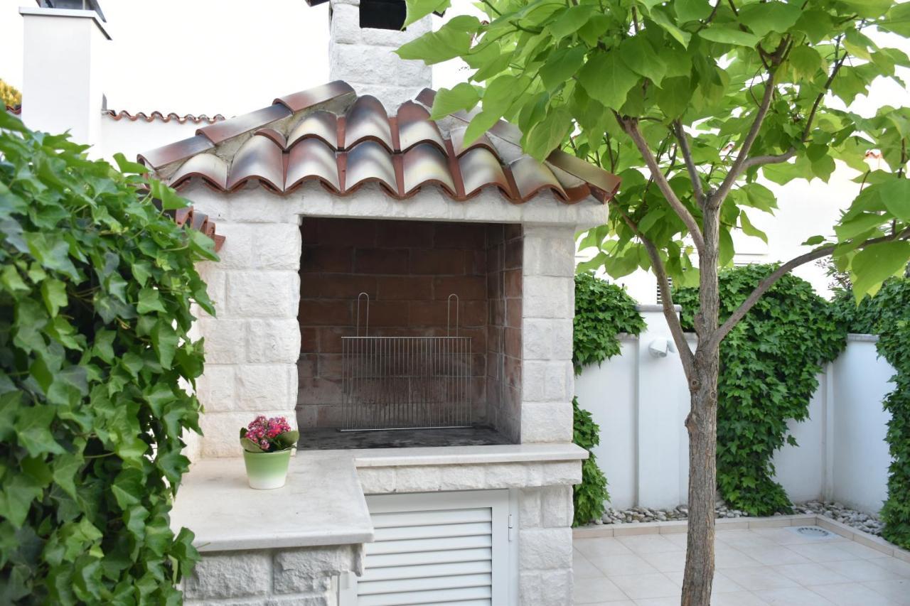 Holiday Home M&M Novigrad  Luaran gambar