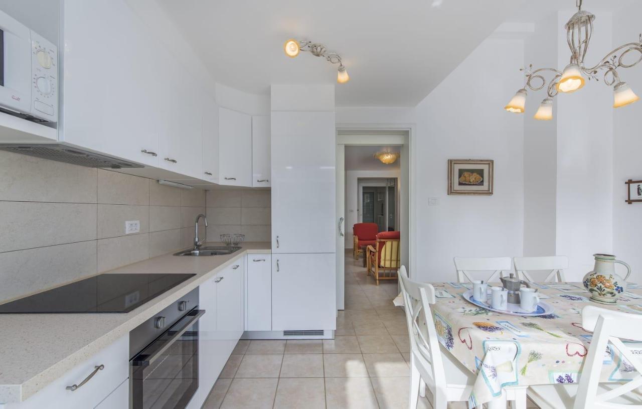 Holiday Home M&M Novigrad  Luaran gambar