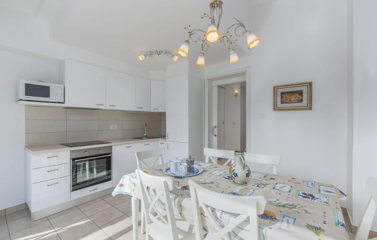 Holiday Home M&M Novigrad  Luaran gambar