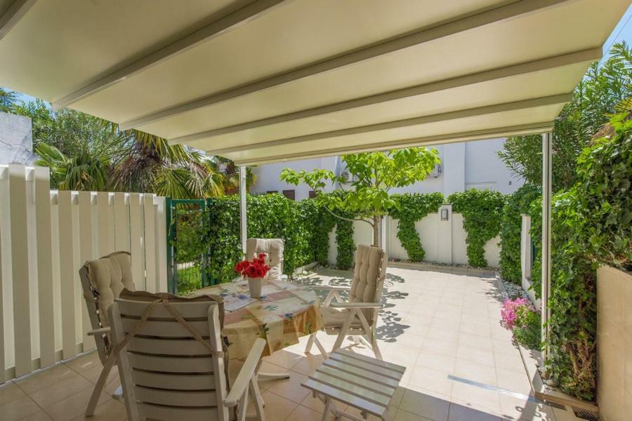 Holiday Home M&M Novigrad  Luaran gambar
