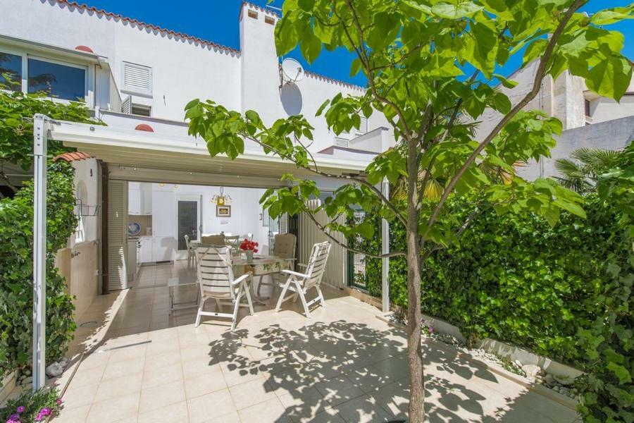 Holiday Home M&M Novigrad  Luaran gambar