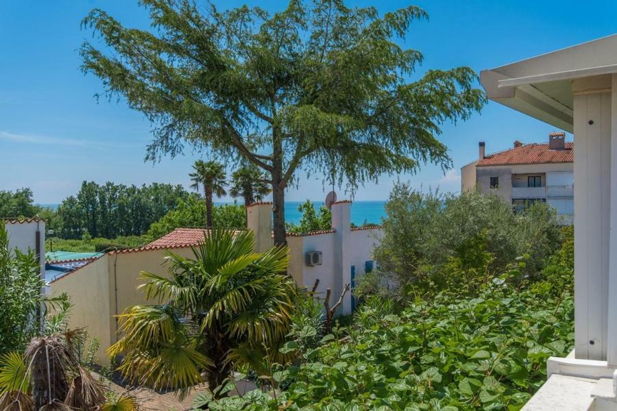 Holiday Home M&M Novigrad  Luaran gambar